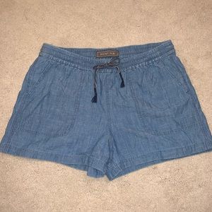Point Sur flowy jean shorts